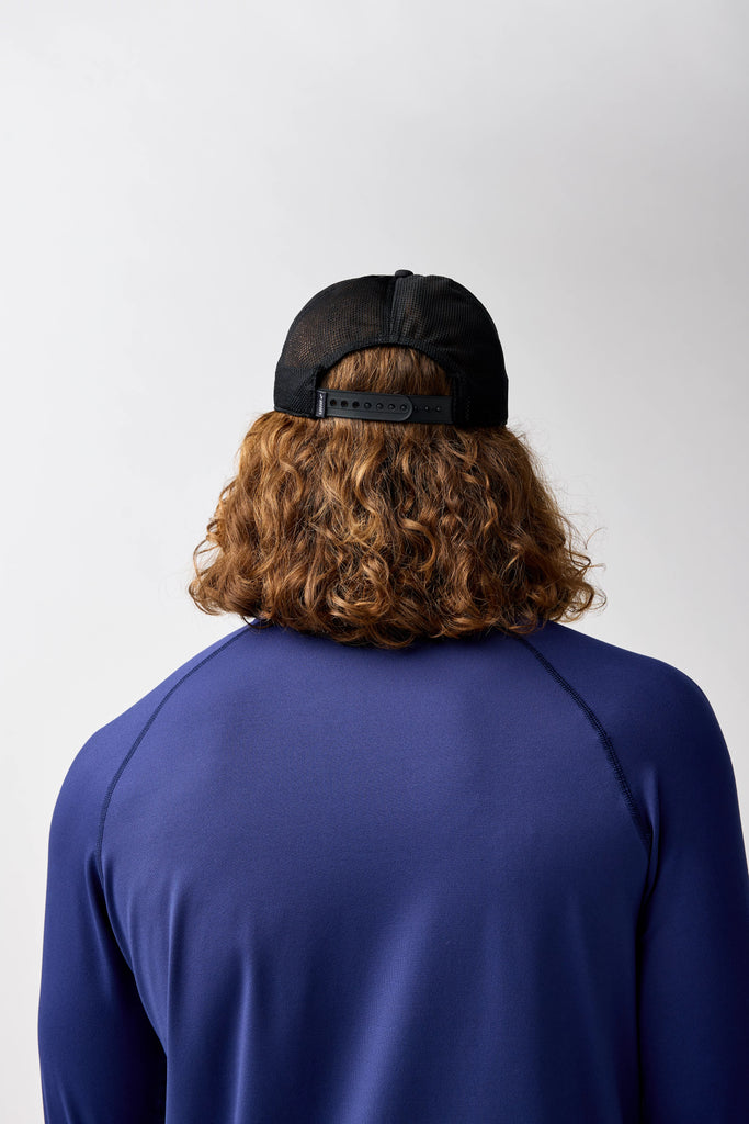 Brooks Surge Trucker Hat. Black.