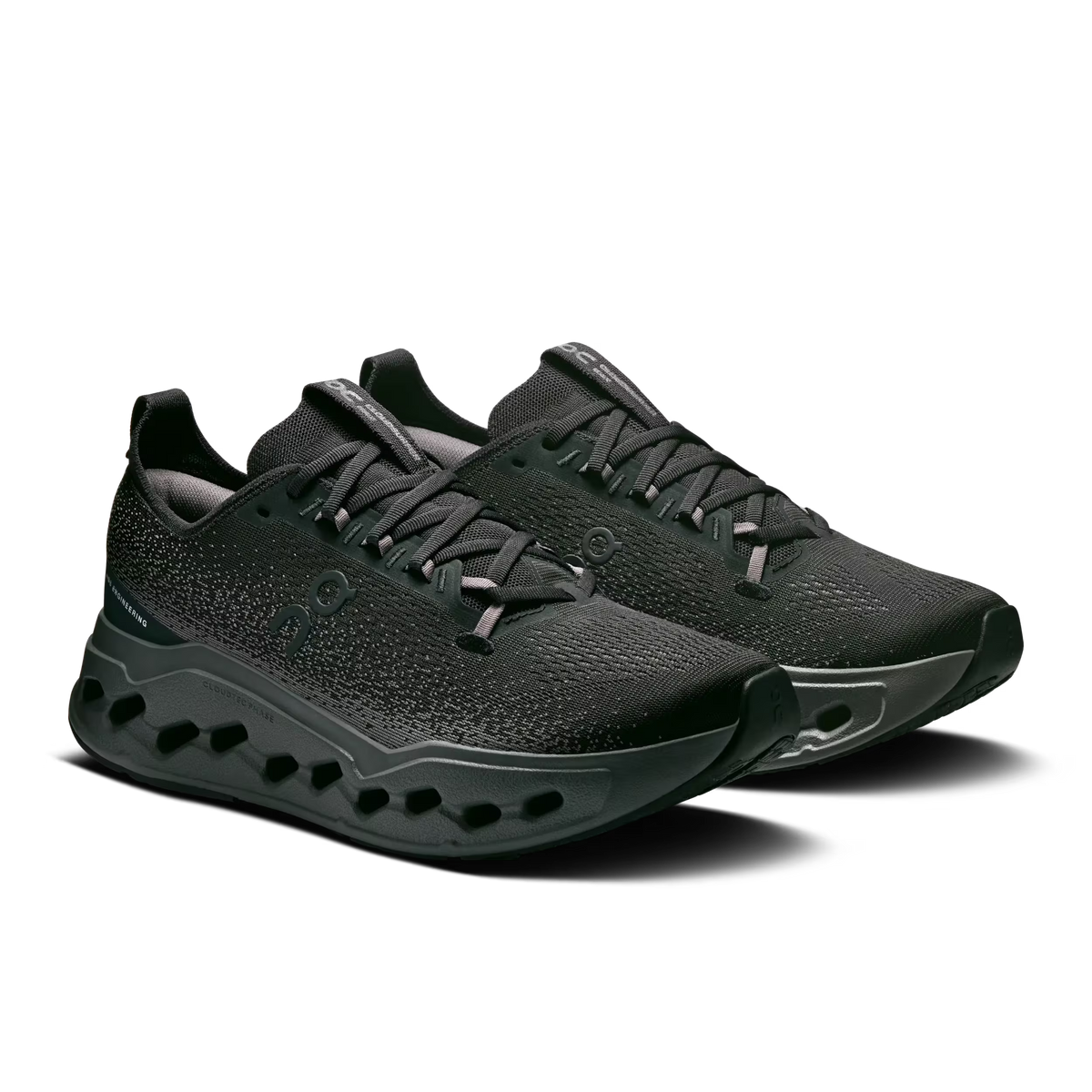 Men's On Cloudsurfer Max. Black upper. Black midsole. Lateral view.