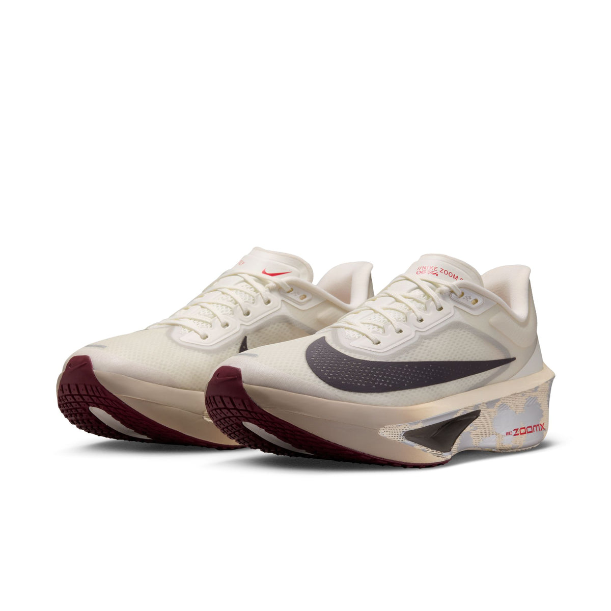 Men's Nike Zoom Fly 6. Light Grey upper. Grey midsole. Lateral view.