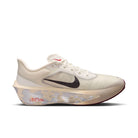 Men's Nike Zoom Fly 6. Light Grey upper. Grey midsole. Medial view.
