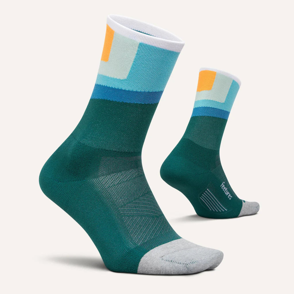Feetures Elite Light Cushion Mini Crew running socks, Breezy Court colorway