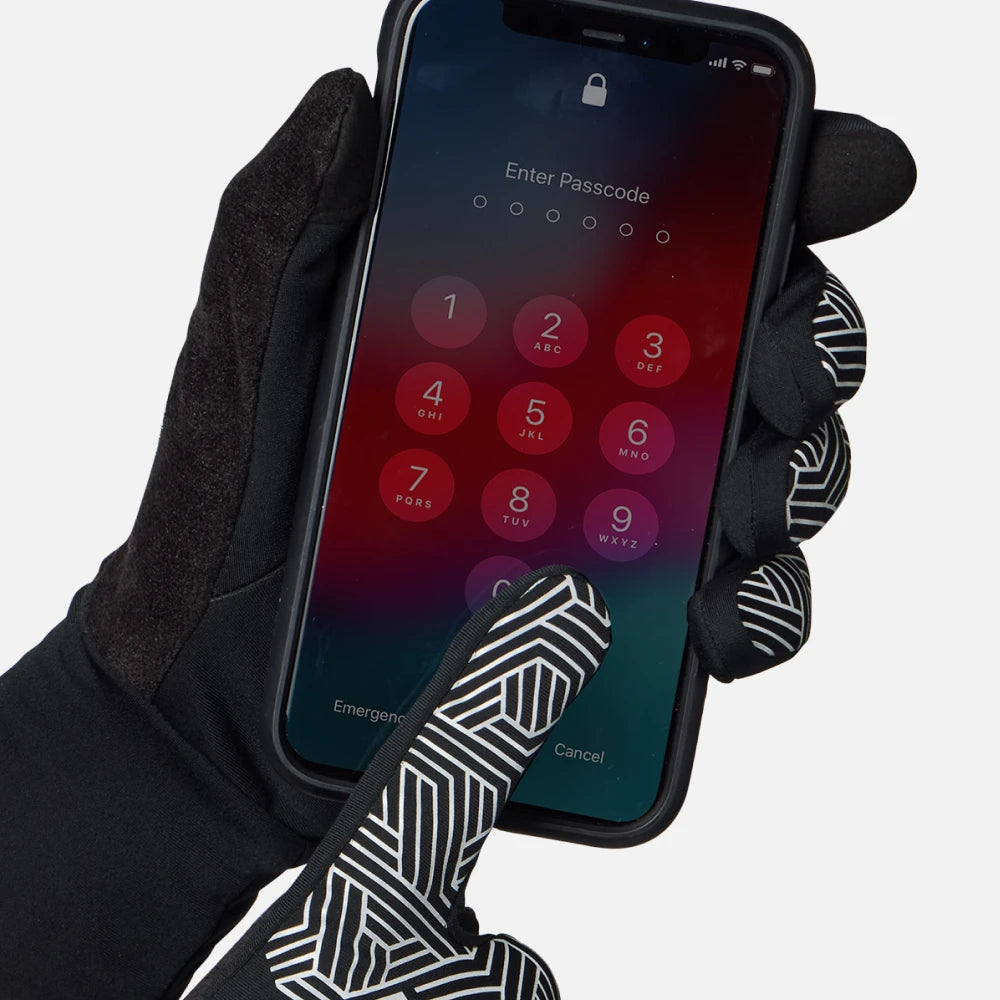 Nathan HyperNight Reflective Gloves 2 touchscreen and brushed fleece running glove feature