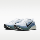 Nike Pegasus 42 men’s shoes in Pure Platinum/Dark Obsidian/Work Blue — front three-quarter view of the pair.