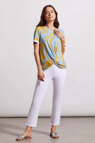 Tribal Audrey Pull-On Straight Crop Jeans in White for women, waistband and denim detail