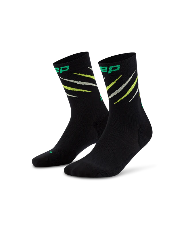 CEP Mid Cut Compression Socks. Black/Green.