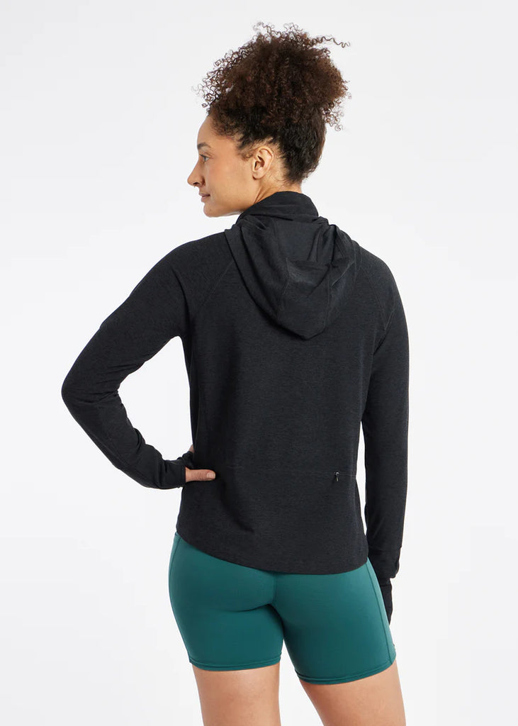 Oiselle Lux Highline Hoodie. Black.