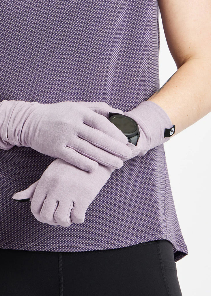 Oiselle Lux Watch Window Glove. Lavender.
