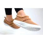 Oofos OOcoozie Low women's White/Chestnut colorway, alternate view.