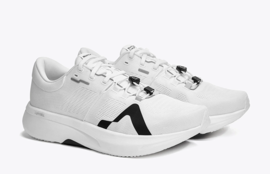 Men's Mount to Coast. R1. White upper. White midsole. Lateral view.