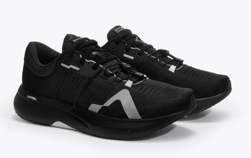 Women's Mount to Coast R1 in Black