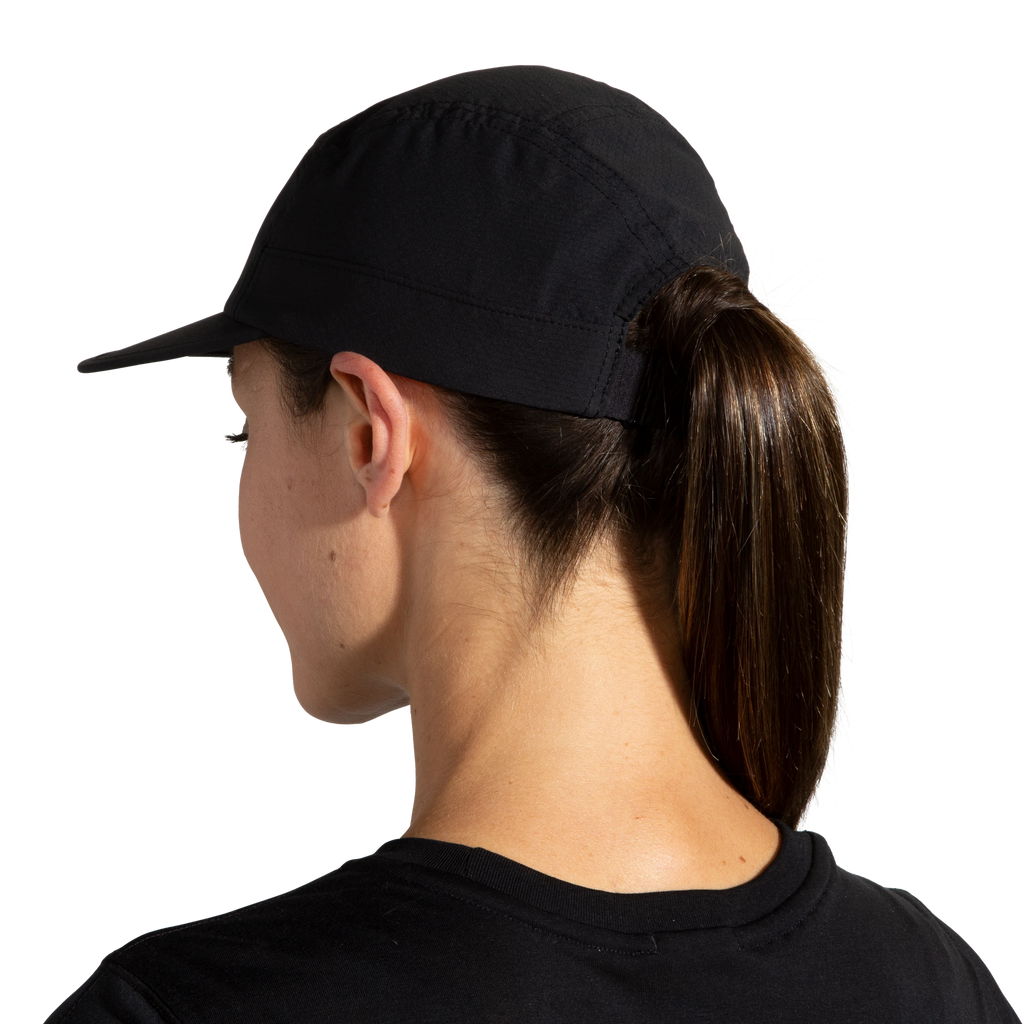Unisex Brooks Propel Hat. Black. Rear/Lateral view.