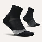 Unisex Feetures. Elite Light Cushion Quarter. Black.