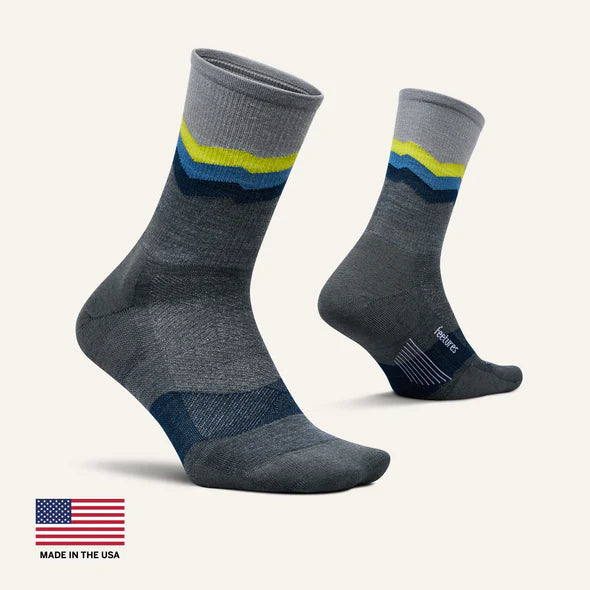 Feetures Merino 10 Max Cushion Mini Crew. Gray. Lateral/Medial view.