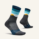 Feetures Trail Max Cushion Mini crew. Multicolored. Lateral/Medial view.