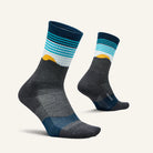 Feetures Trail Max Cushion Mini crew. Multicolored. Lateral/Medial view.