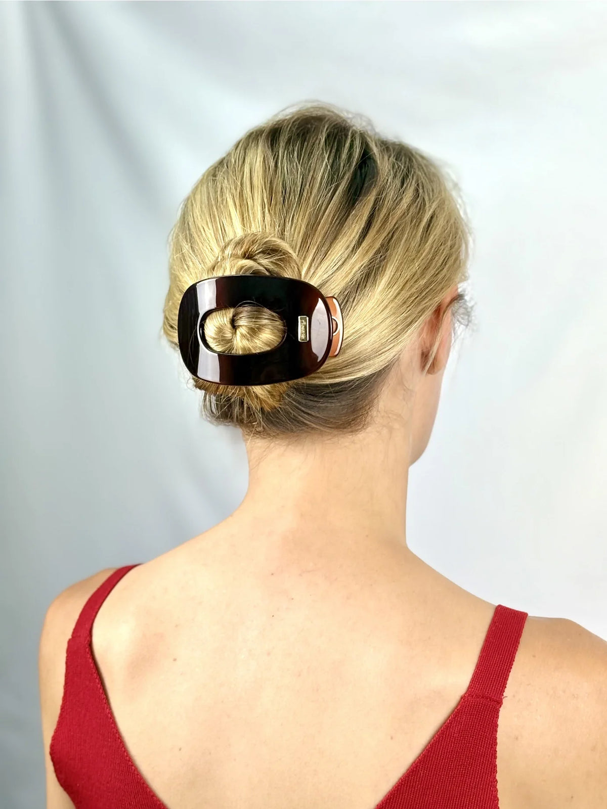 Ficcare Ohana Oval Yoga Clip in Chocolate