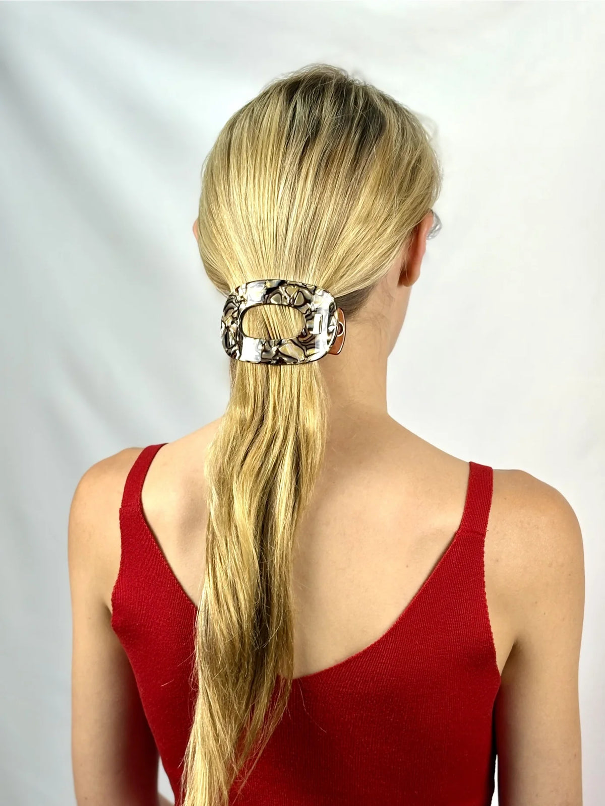 Ficcare Ohana Oval Yoga Clip in Onyx