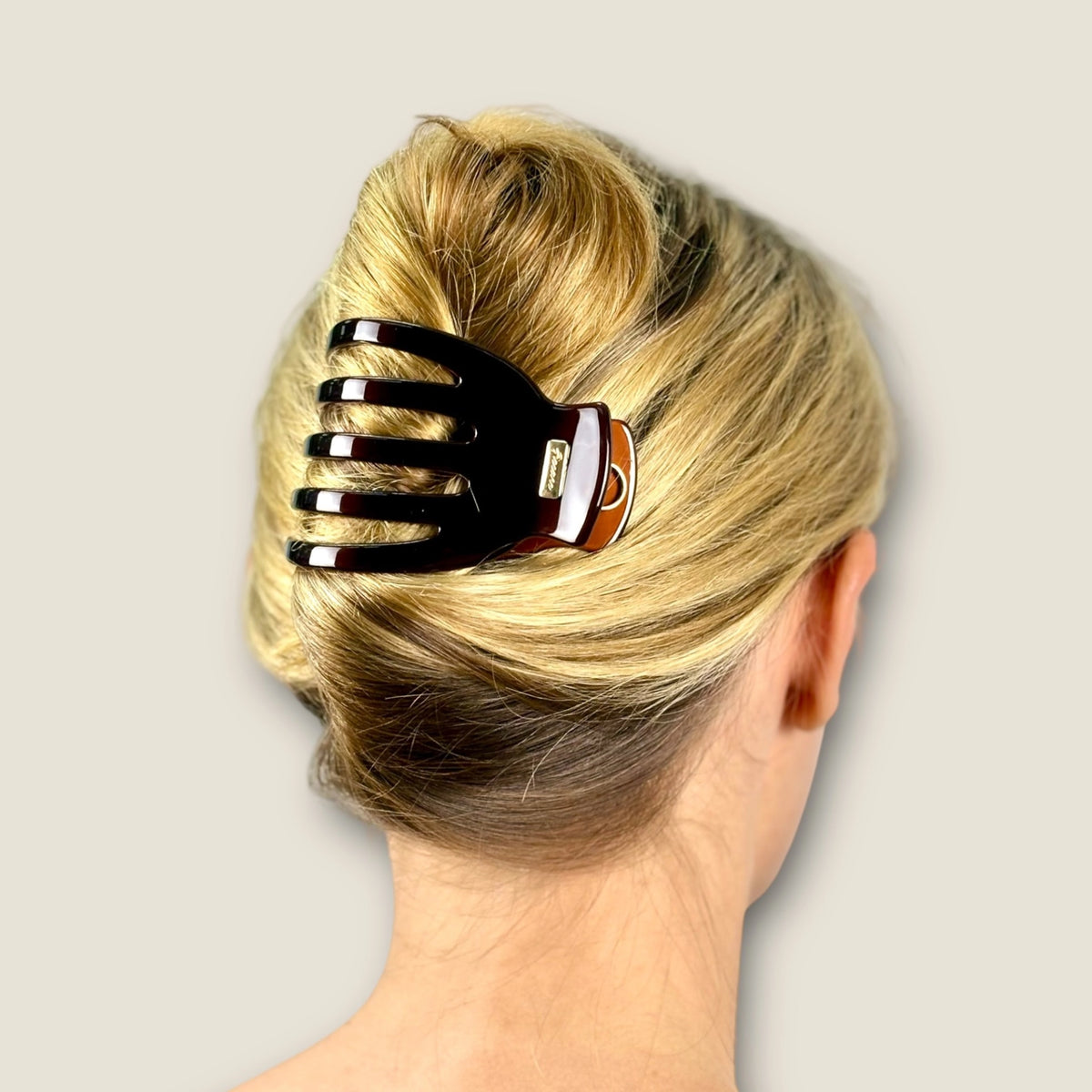 Ficcare Yara Large Yoga Clip Chocolate
