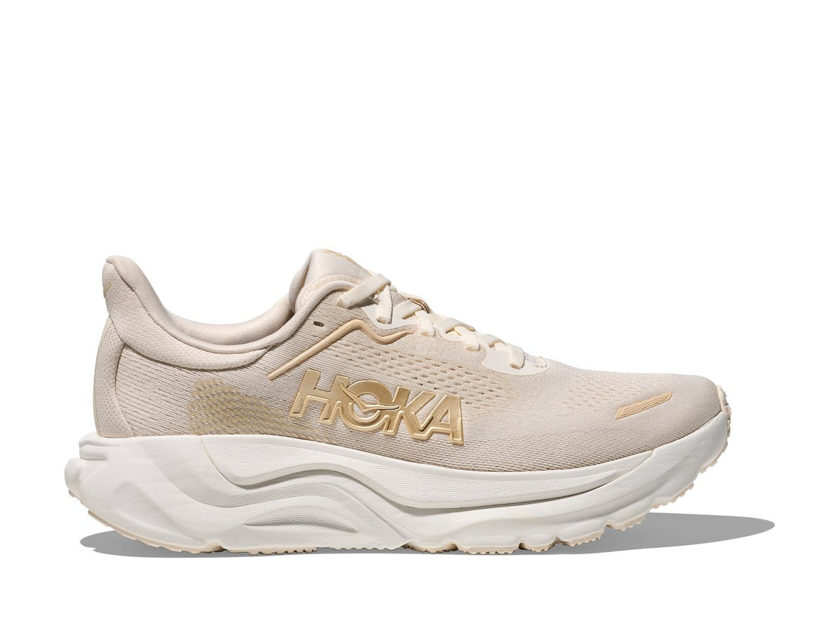 Women's HOKA Arahi 9 in Alabaster / Oat Milk
