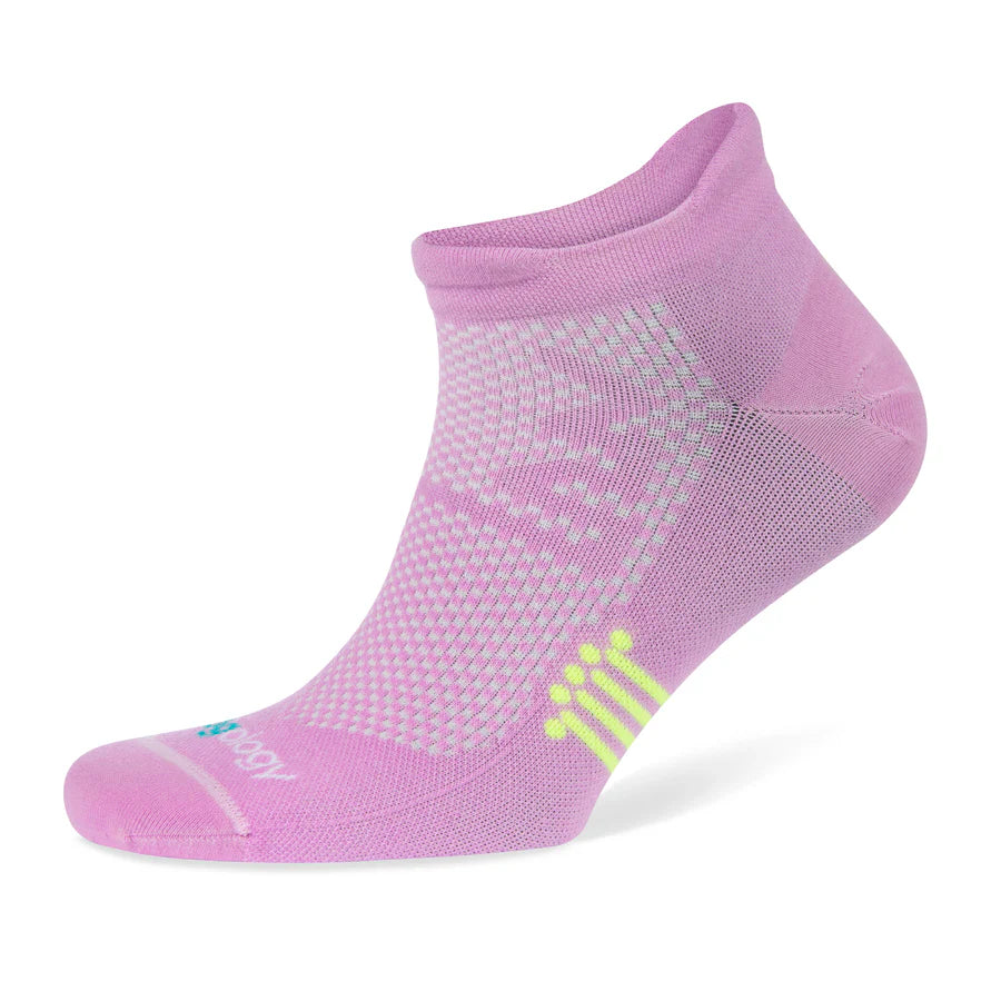 Jogology Low Cushion No Show socks. Lilac. Lateral view.