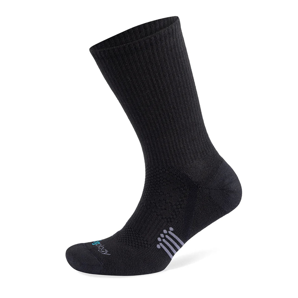 Jogology Medium Cushion Crew socks. Black. Lateral view.