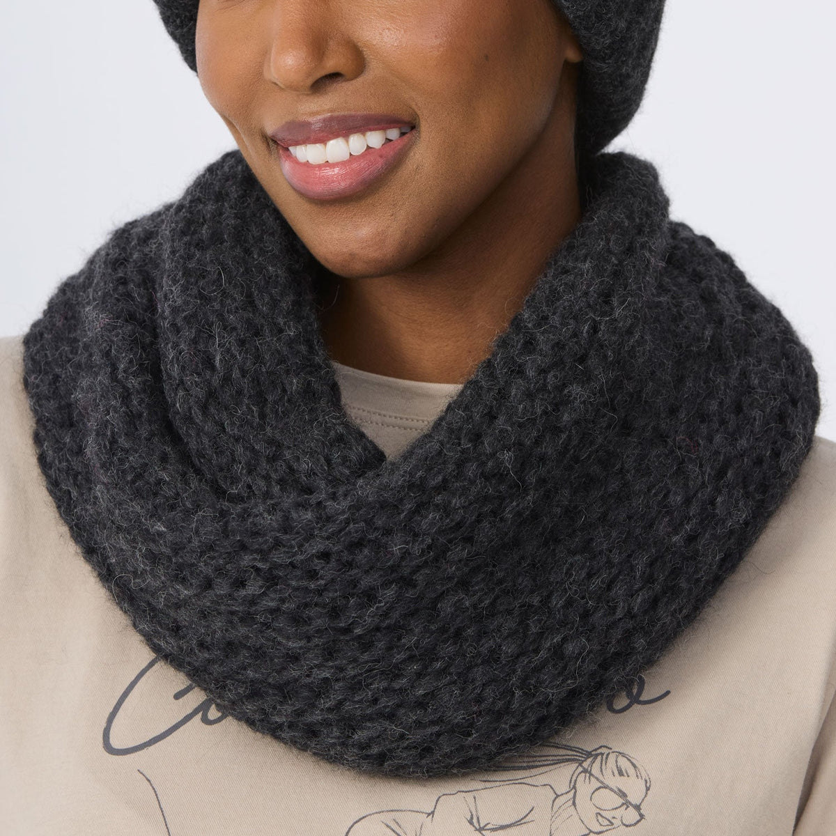 Krimson Klover Chloe knitted scarf in Heather Black