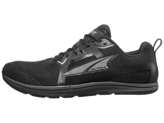 Men's Altra Solstice XT 3. Black upper. Black midsole. Lateral view.