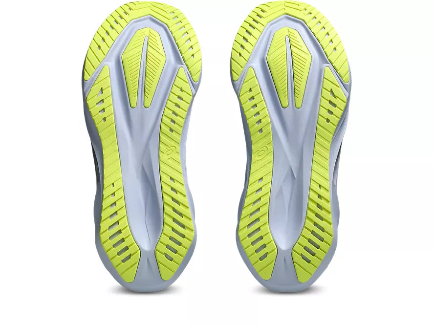 Men's Asics Novablast 5. Black upper. White midsole. Bottom view.