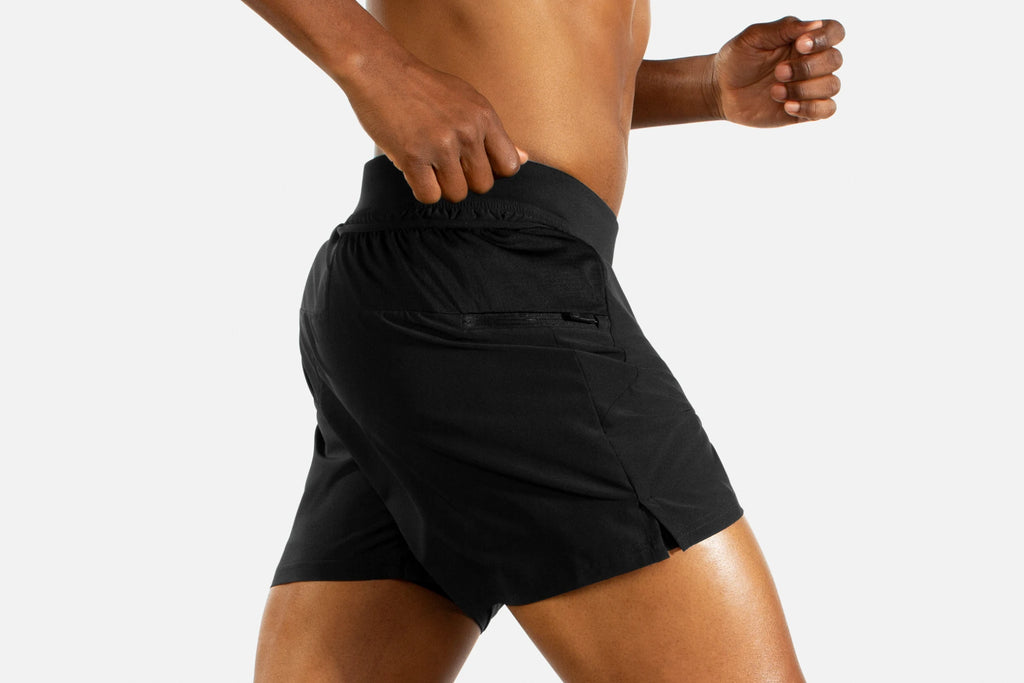 Men's Brooks Sherpa 5" 2-in-1 Shorts. Black. Lateral view.