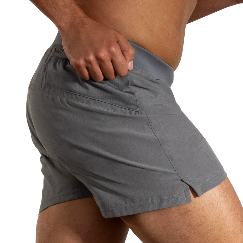 Men's Brooks Sherpa 5" Shorts. Charcoal. Lateral view.