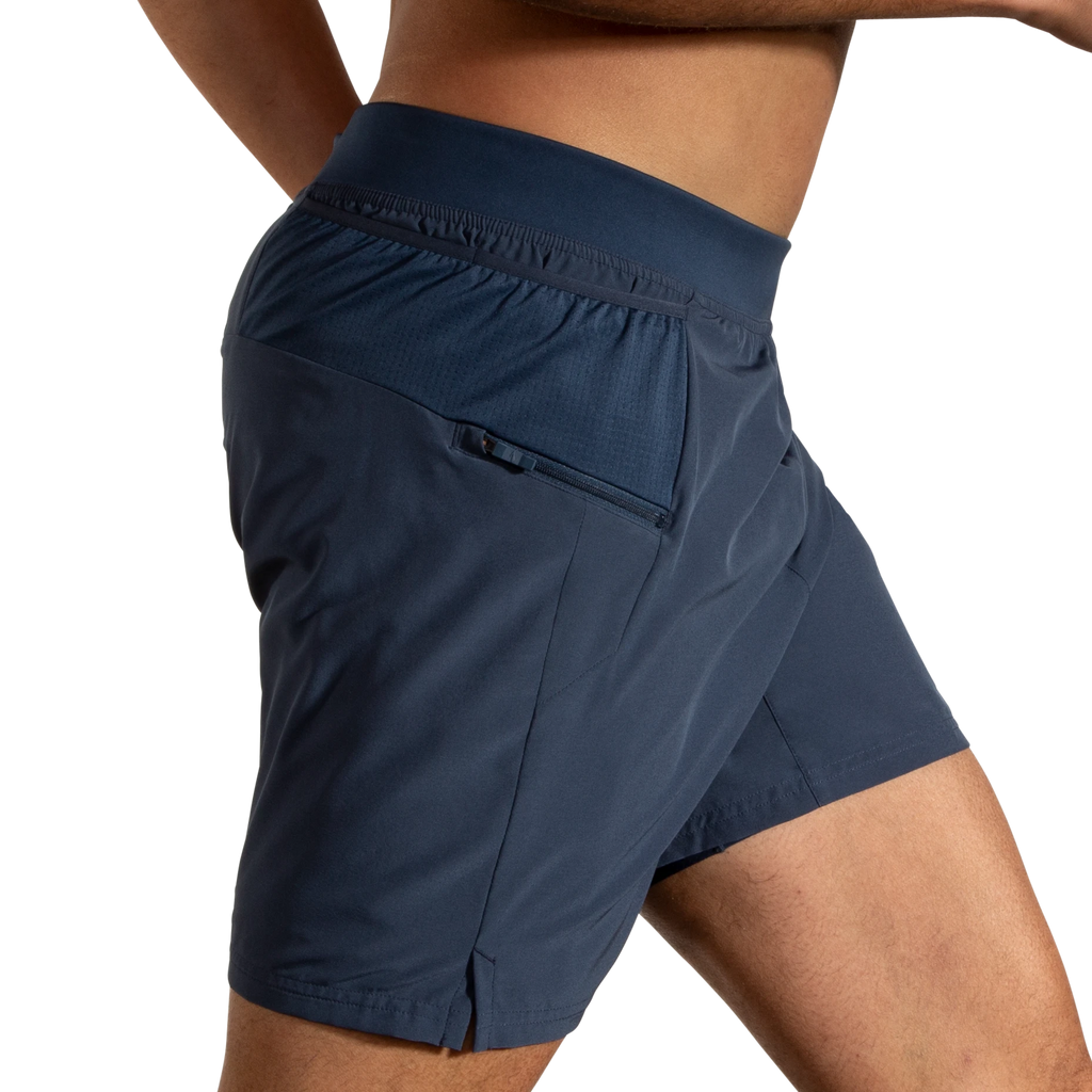 Men's Brooks Sherpa 7" 2-in-1 Shorts. Blue/Grey. Lateral view.