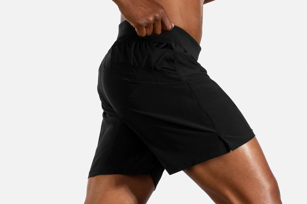 Men's Brooks Sherpa 7" Shorts. Black. Lateral view.