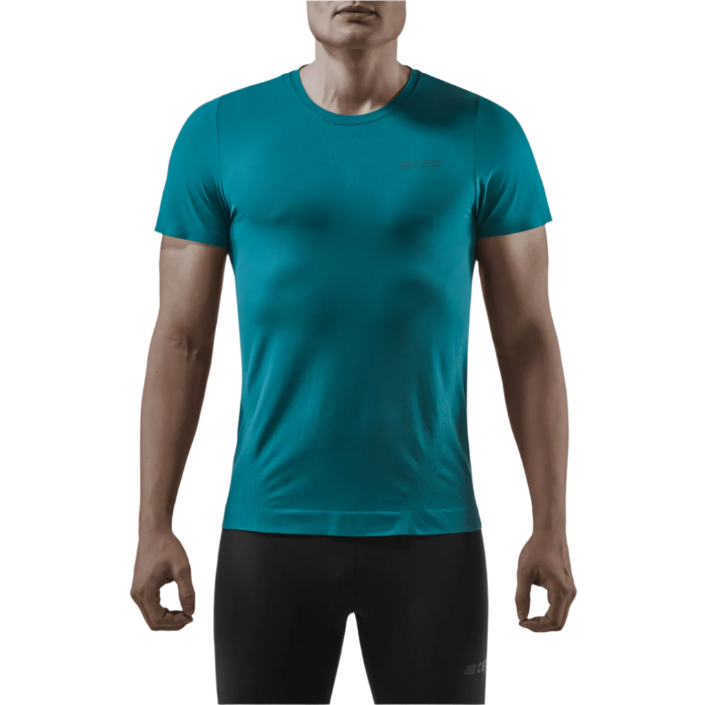 CEP Ultralight Shortsleeve Shirt Mens. Petrol. Front view on model. 