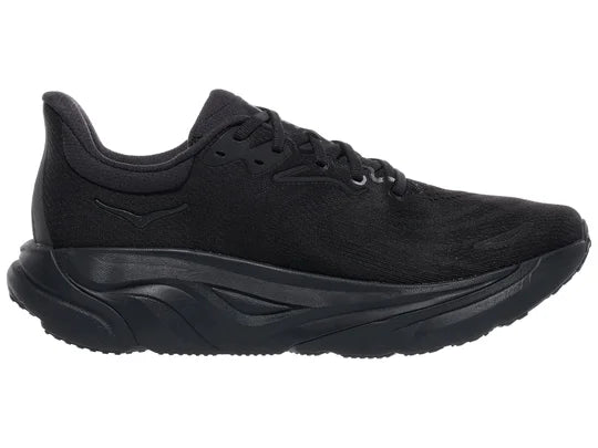 Men's HOKA Arahi 8 in Black/Black, medial view.