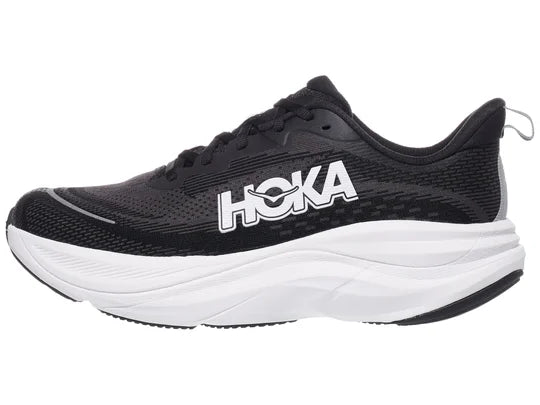 Men's Hoka Skyflow. Black/White. Lateral view.