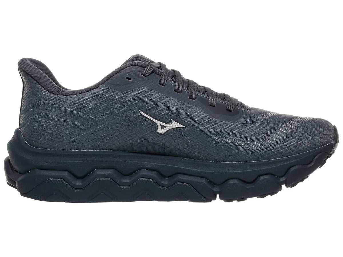 Men's Mizuno Wave Horizon 9. Dark grey upper. Black midsole. Medial view.