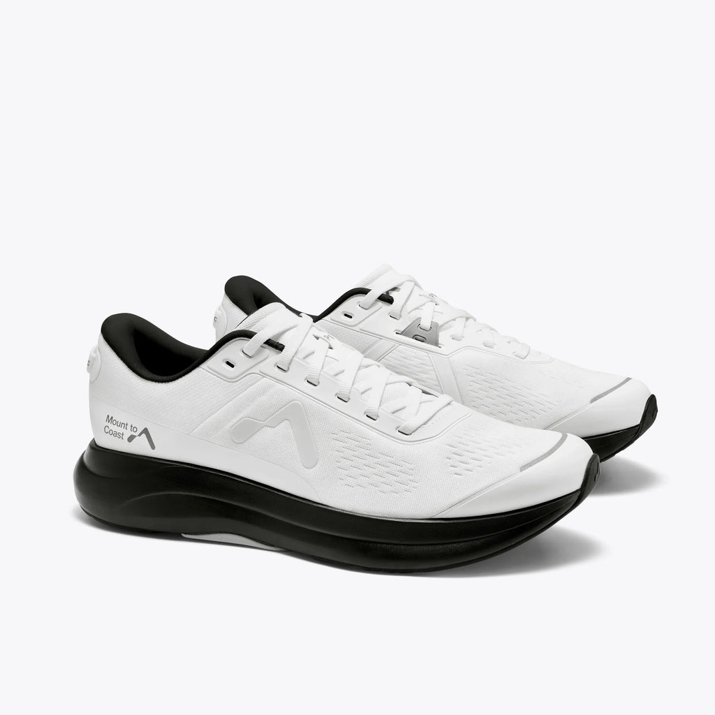 Men's Mount to Coast. P1. White upper. Black midsole. Lateral view.