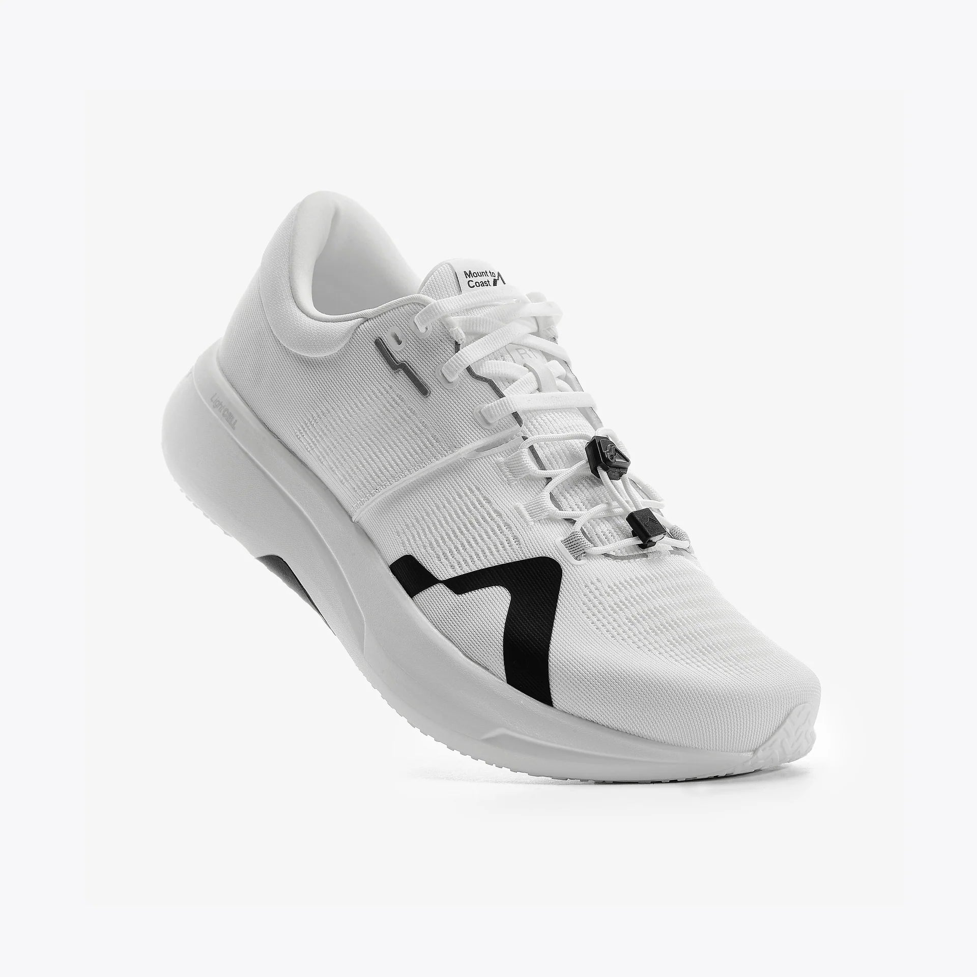 NEW MOUNT TO COAST men\'s r1 road running shoes in white/black Mount to Coast R1 Men main image 2