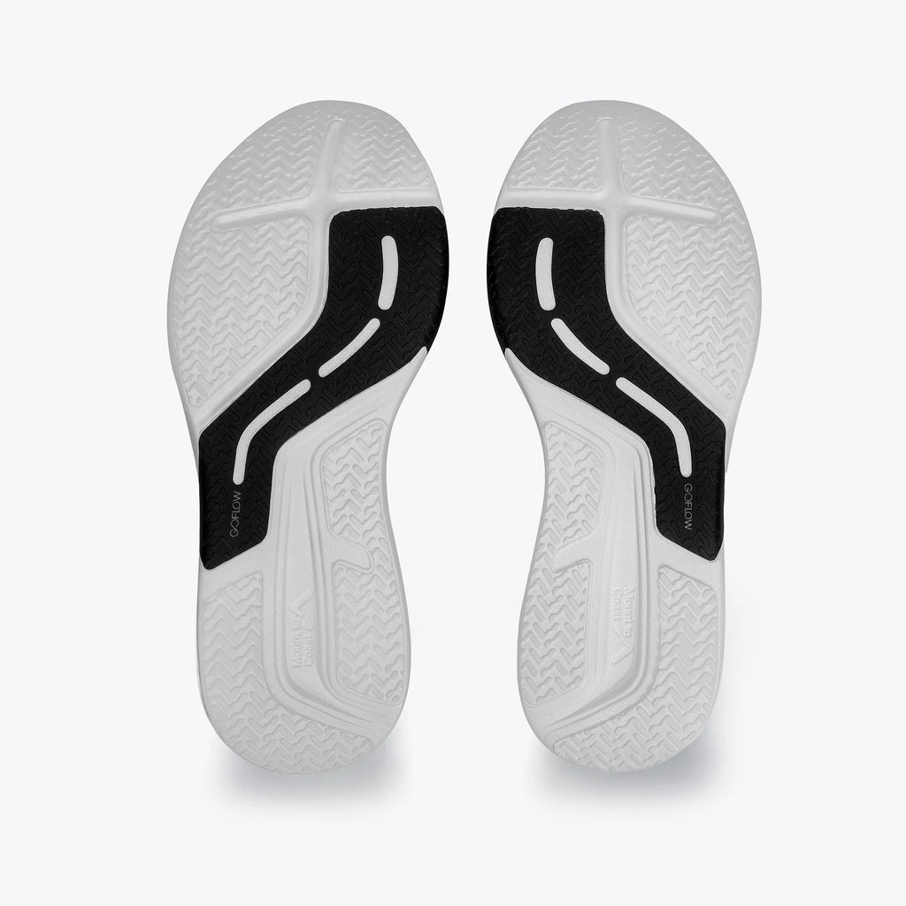 Men's Mount to Coast. R1. White upper. White midsole. Bottom view.