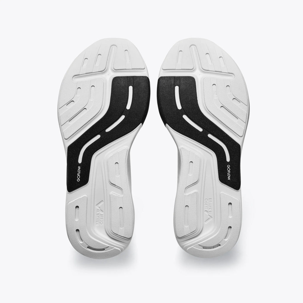 Men's Mount to Coast R1R. White upper. White midsole. Bottom view.