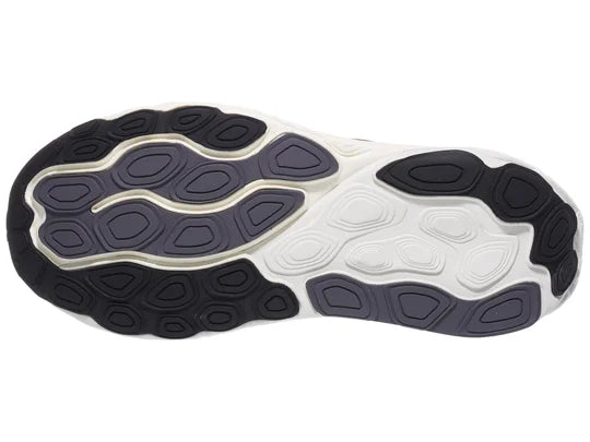 Men's New Balance 860v14. Black upper. White midsole. Bottom view.