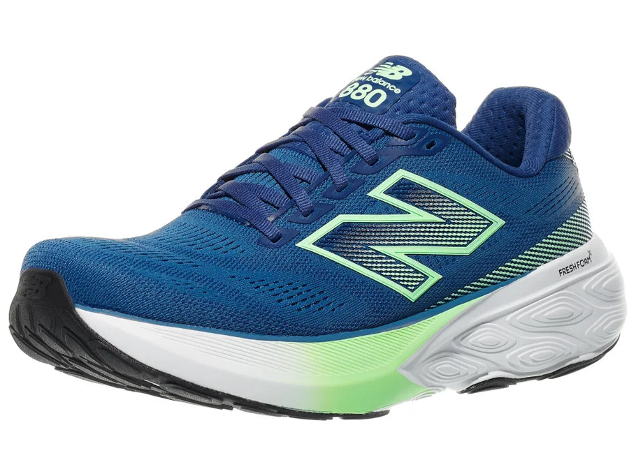 Men's New Balance 880 v15. Blue upper. White midsole. Lateral view.