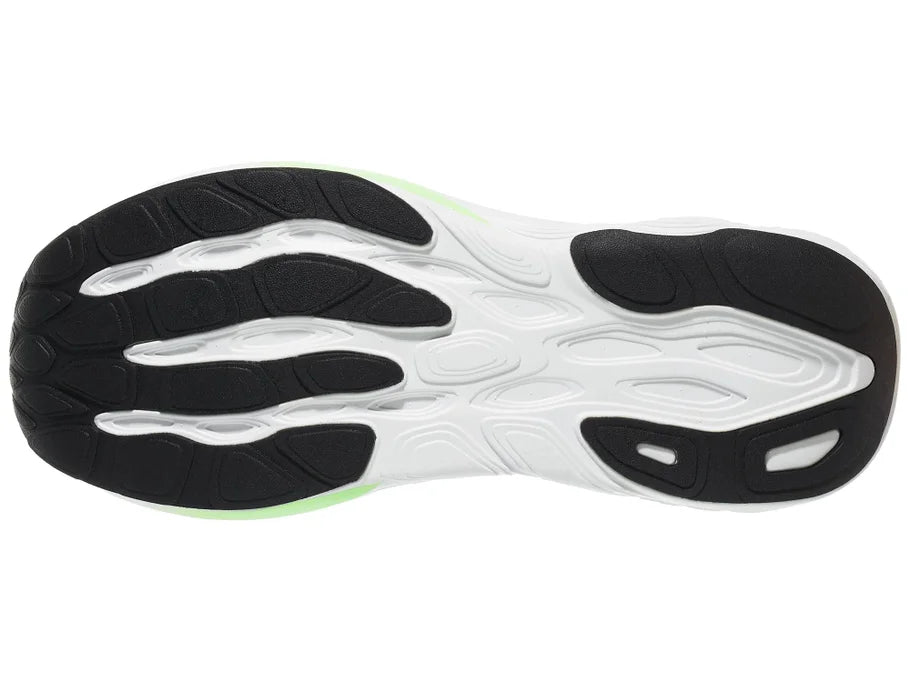 Men's New Balance 880 v15. Blue upper. White midsole. Bottom view.