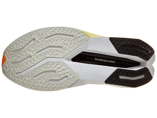 Men's New Balance SuperComp Trainer v3. Off White upper. White midsole. Bottom view.