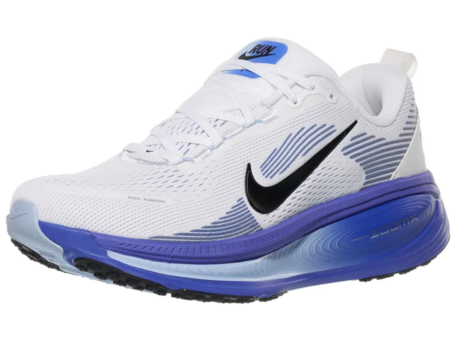 Men's Nike Vomero 18. White upper. Blue midsole. Lateral view.