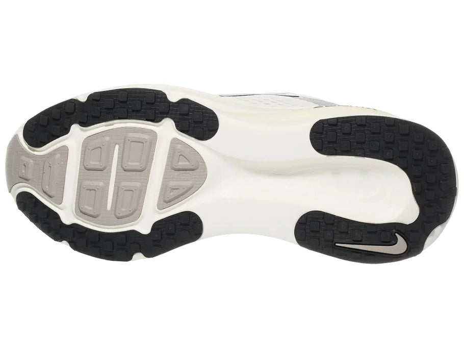 Men's Nike Vomero 18. White upper. Off White midsole. Bottom view.