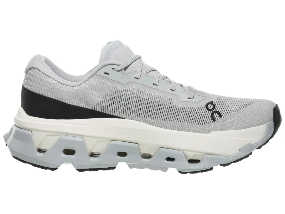 Men's On Running. Cloudmonster 3 Hyper. Grey upper. White midsole. Medial view.