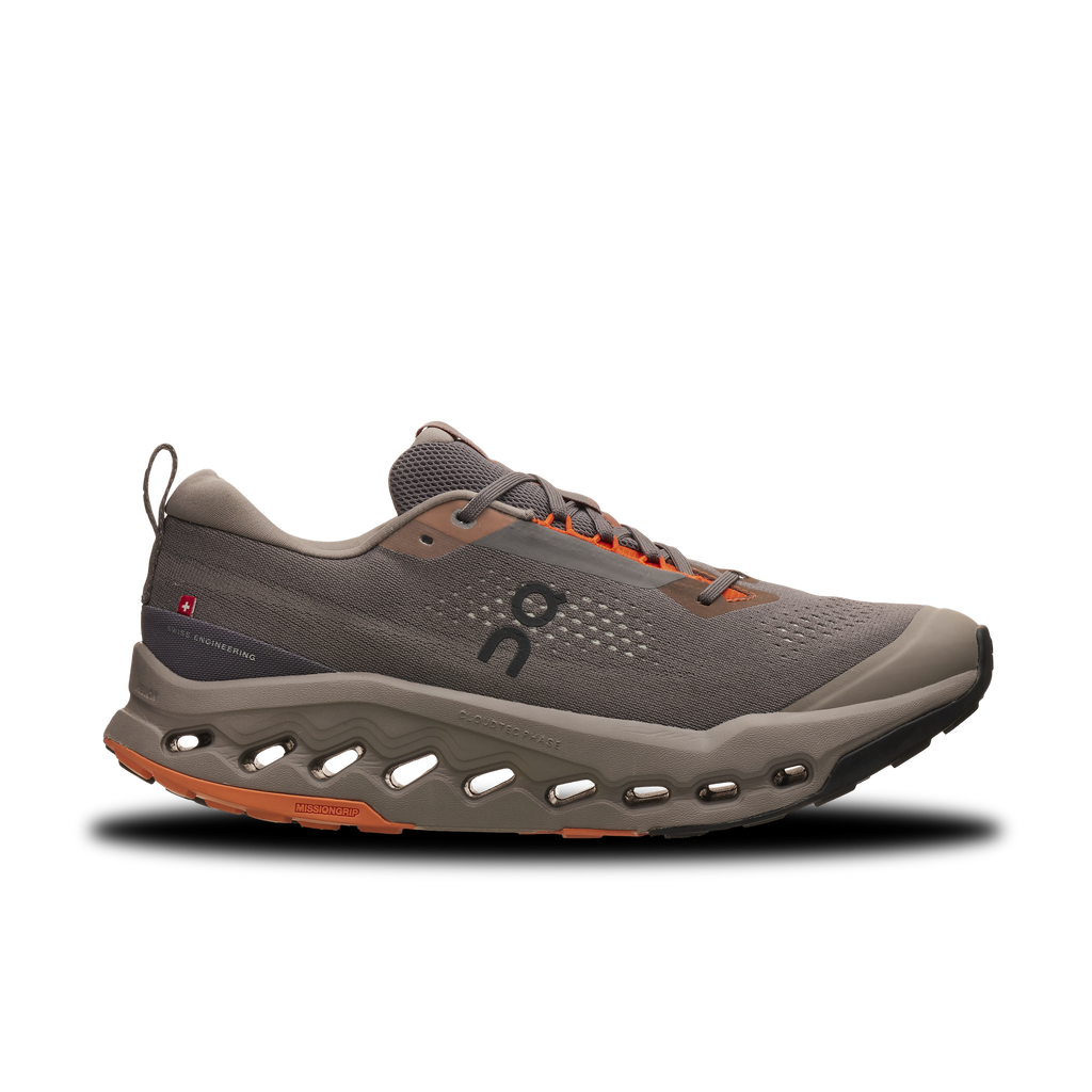 Men's On Cloudsurfer Trail 2. Grey upper. Grey midsole. Lateral view.