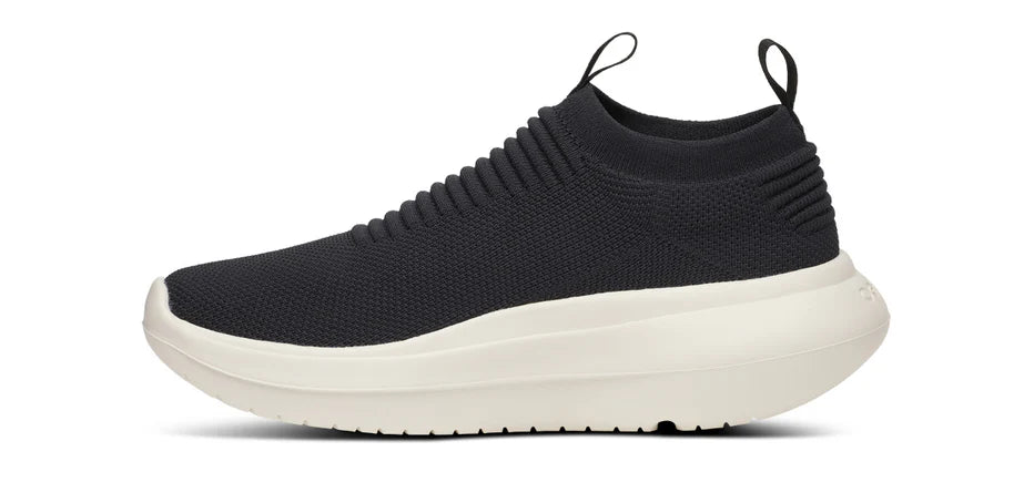 Men's Oofos OOmy Zen. Black upper. White midsole. Medial view.