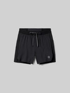 Men's rabbit Pacer Hybrid Shorts 5". Black.